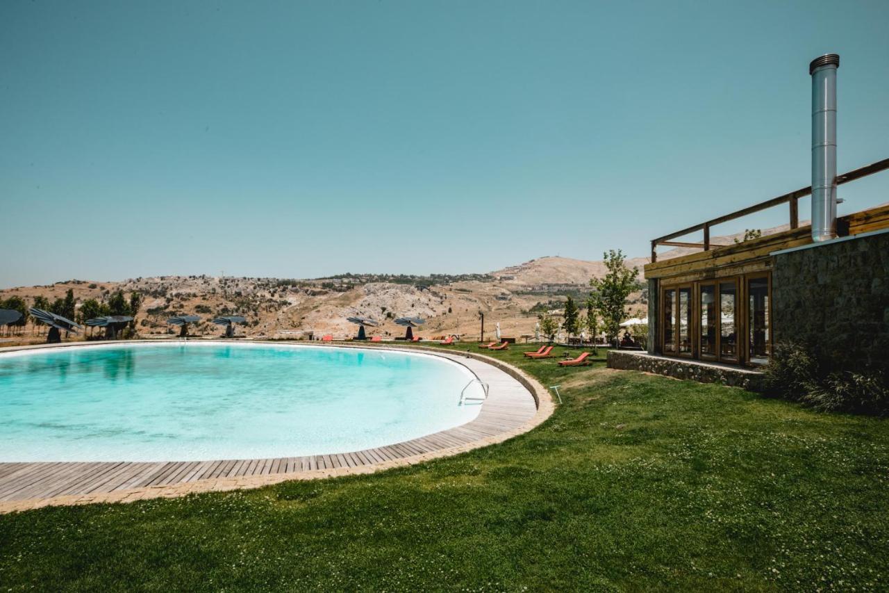 Odom Retreat Hotel Mzaar Kfardebian Eksteriør billede